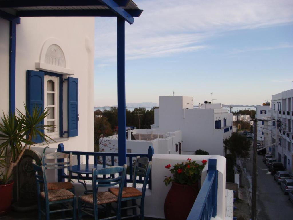 Boussetil Rooms Capanmat Tinos Room photo