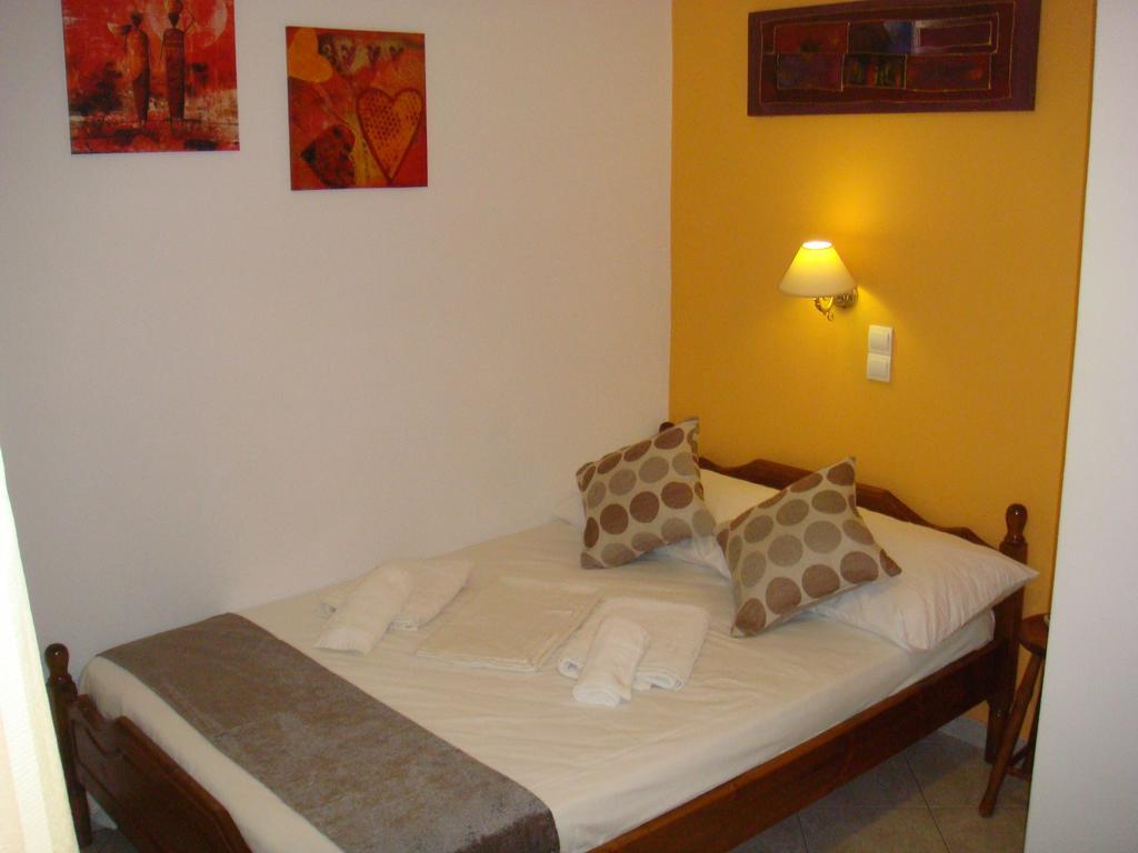 Boussetil Rooms Capanmat Tinos Exterior photo